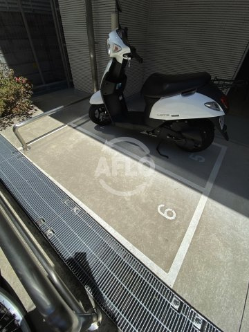 クリスタルグランツ西本町の設備|クリスタルグランツ西本町　バイク置き場