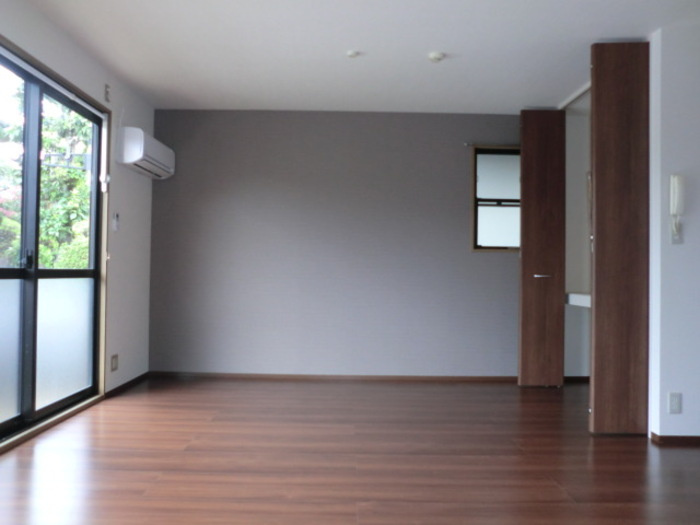 グランドールの居間・リビング