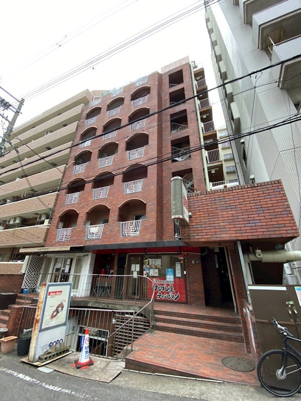 ロータリーマンション中山手の外観