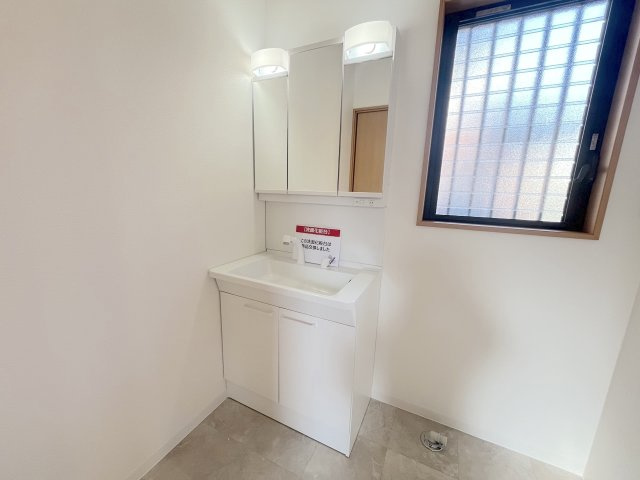 福岡市早良区内野３丁目の独立洗面台