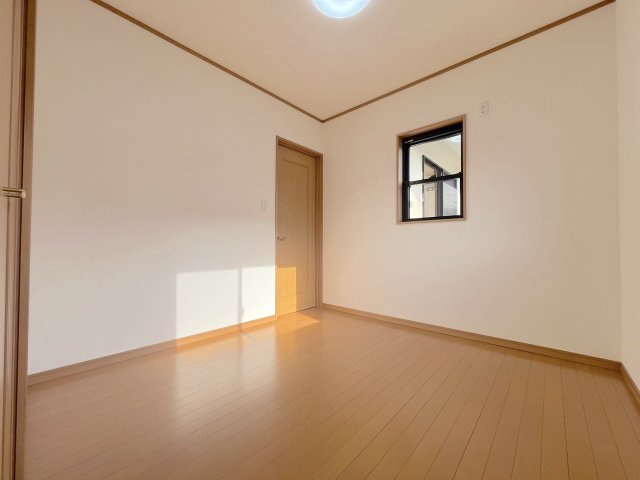 福岡市早良区内野３丁目の洋室