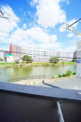 【バルコニー】 | リバーパーク百年橋