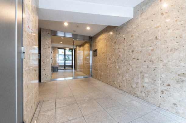 グランジュール目白西 のエントランス