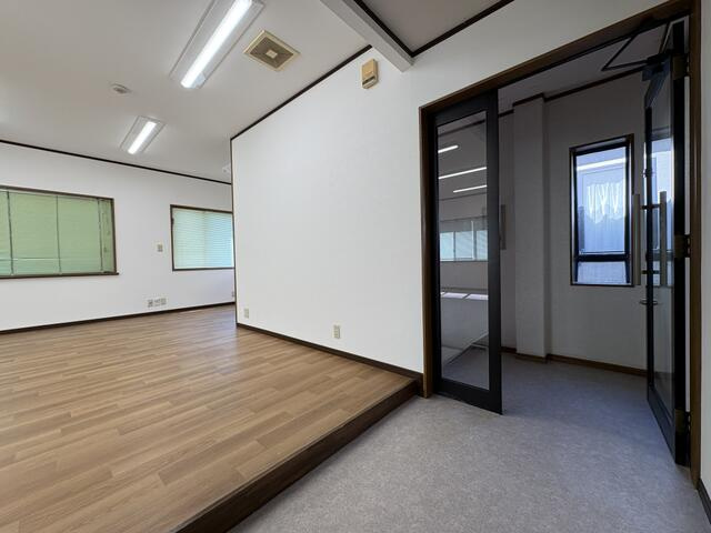 【玄関】