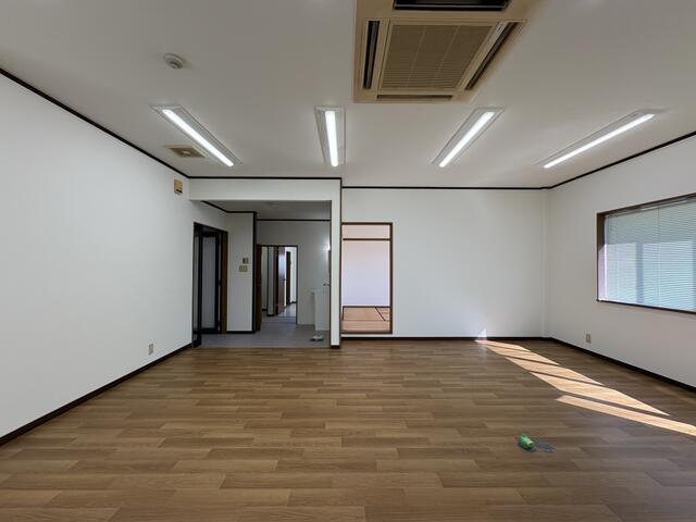 【居間・リビング】