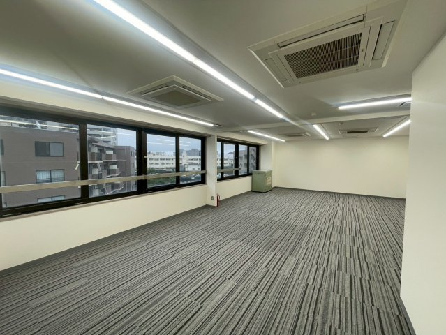 ビジネスタワー入間の内装