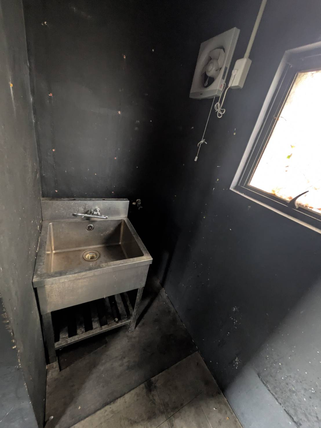 優建BIDGのキッチン