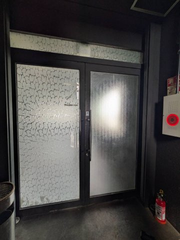 優建BIDGのエントランス