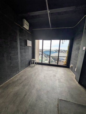 優建BIDGの内装