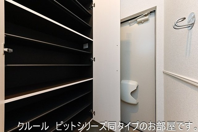 クレールガーデン　Ⅱの玄関