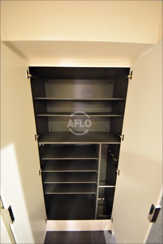 プレサンス北浜レガーロの収納|プレサンス北浜レガーロ　シューズボックス