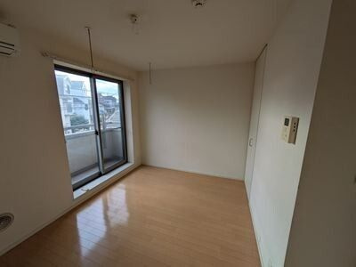 ステラ用賀の居間・リビング