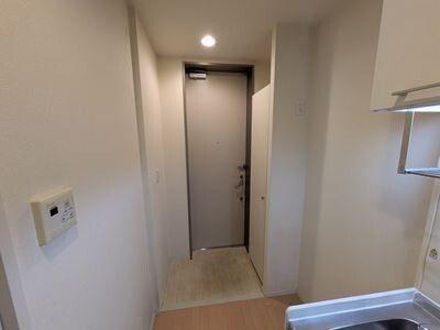 ステラ用賀の玄関