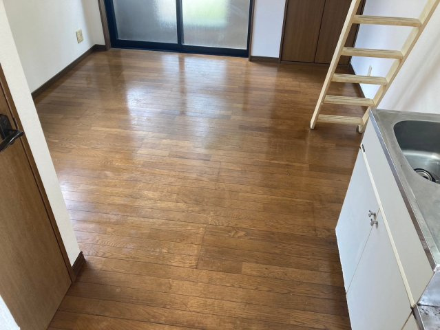 エレガンテ博多駅南の居間・リビング|ゆったりとした居間です