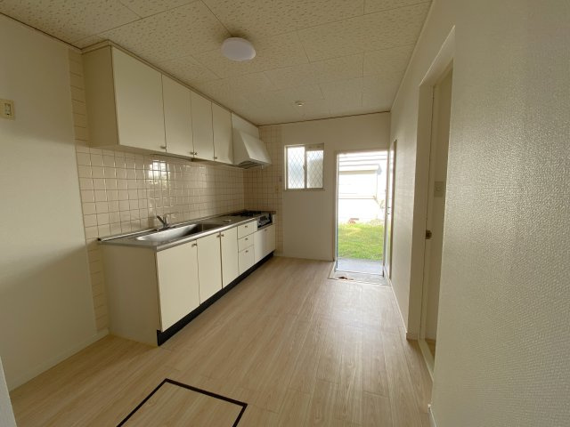 アムスプラザ Aの居間・リビング