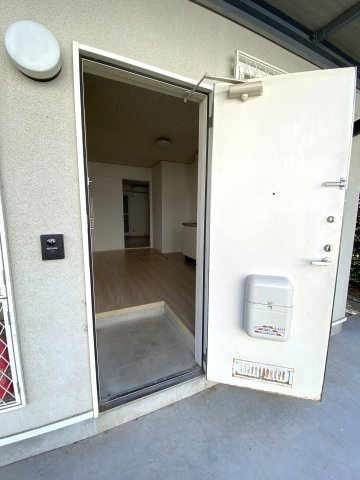 アムスプラザ Aの玄関