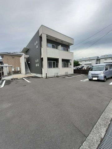 ラノ　マリーボ　Ⅳの駐車場