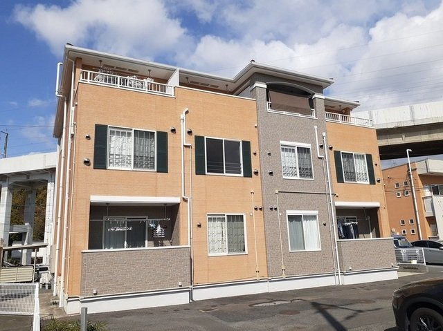 ファミールケイ　Ｆの外観