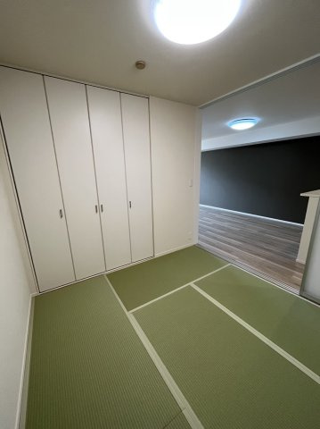 ＢＯＲＩＫＩおおの台西棟の和室