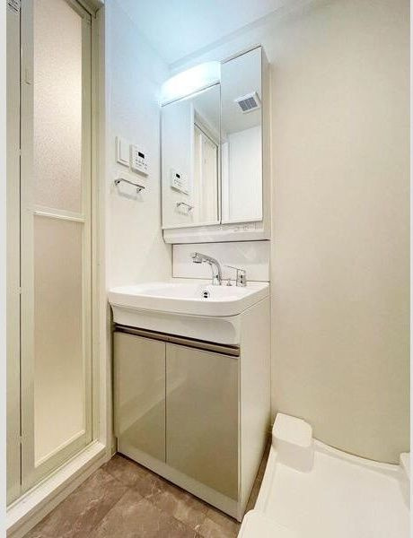 S-RESIDENCE上新庄ascentの洗面所