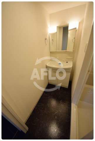 メゾン・ド・ヴィレ内本町の洗面所|メゾン・ド・ヴィレ内本町　洗面脱衣所