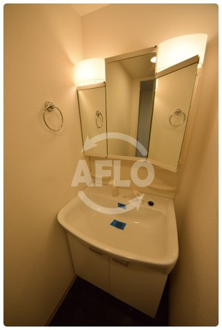 メゾン・ド・ヴィレ内本町の独立洗面台|メゾン・ド・ヴィレ内本町　洗面化粧台