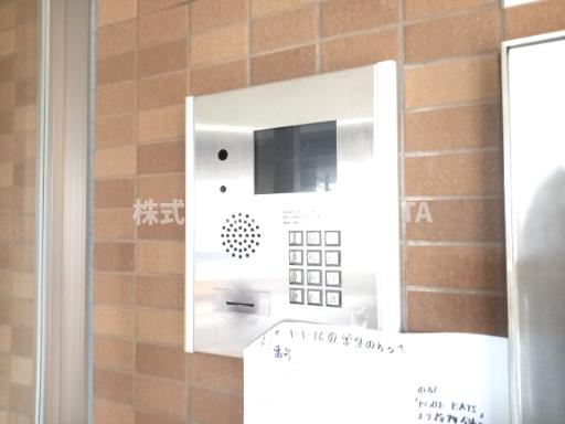 レジディア神戸ポートアイランド　サウス・センターのエントランス