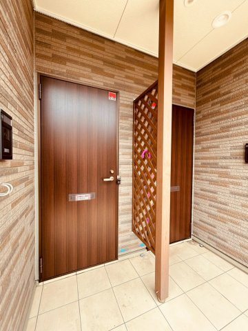 シャン・ド・プレールAのエントランス