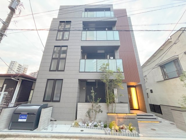 キャリアライズ湘南の外観