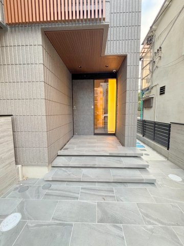 キャリアライズ湘南のエントランス