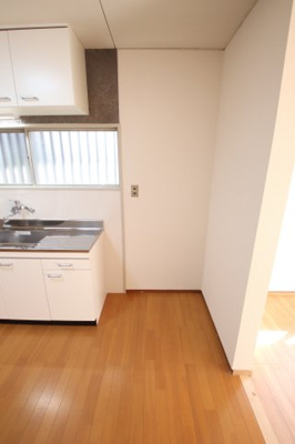 【その他】 | 山手町戸建 | 冷蔵庫スペース