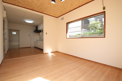 【居間・リビング】 | 山手町戸建