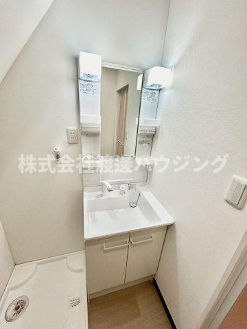 大蓮南3丁目テラスハウスの洗面所