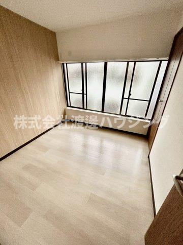 大蓮南3丁目テラスハウスの寝室