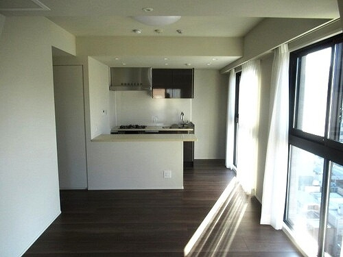 オープンレジデンシア銀座築地の居間・リビング|リビングダイニング　※2018年9月撮影