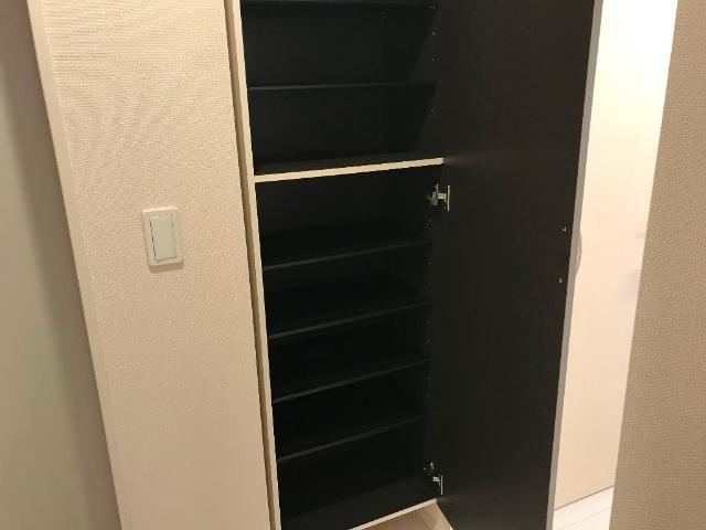 Ｇｒａｎｄｅ　Ｅｔｏｉｌｅ　-グランテトワール-の収納|下駄箱