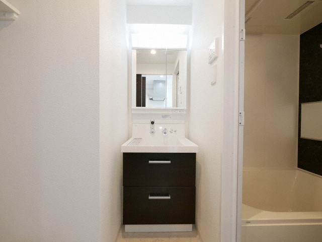 Ｄａ　Ｖｉｎｃｈｉの独立洗面台