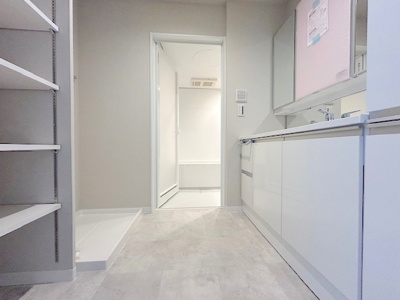 【脱衣所】 | ロイヤルメドゥ香里園タワー