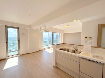 【キッチン】 | ロイヤルメドゥ香里園タワー