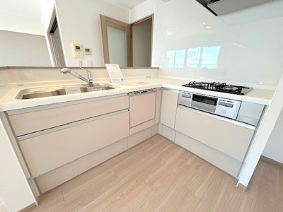 【キッチン】 | ロイヤルメドゥ香里園タワー