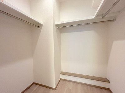 【収納】 | ロイヤルメドゥ香里園タワー