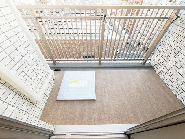 プレジオ難波ASIANのバルコニー