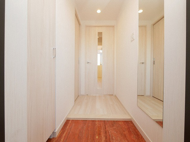 プレジオ難波ASIANの玄関