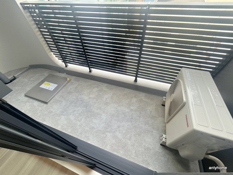 コンフォリア・リヴ北浜淡路町　仲介手数料無料のバルコニー