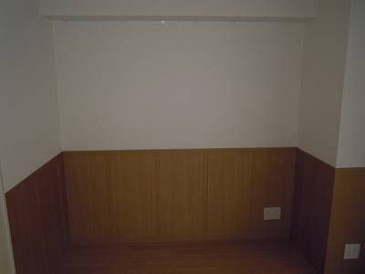 プランタン月島の洋室