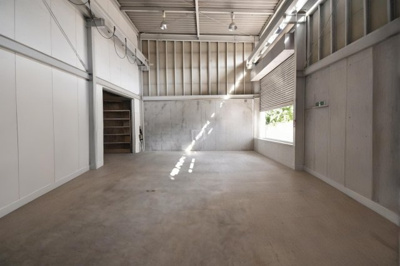 【その他】 | 伊敷5丁目事業用倉庫 | ※荷物等はAI機能で削除しております。