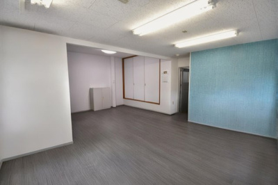 【内装】 | 伊敷5丁目事業用倉庫 | ※家具等はAI機能で削除しております。