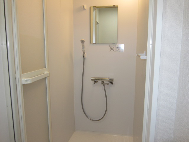クロガネビルのシャワールーム