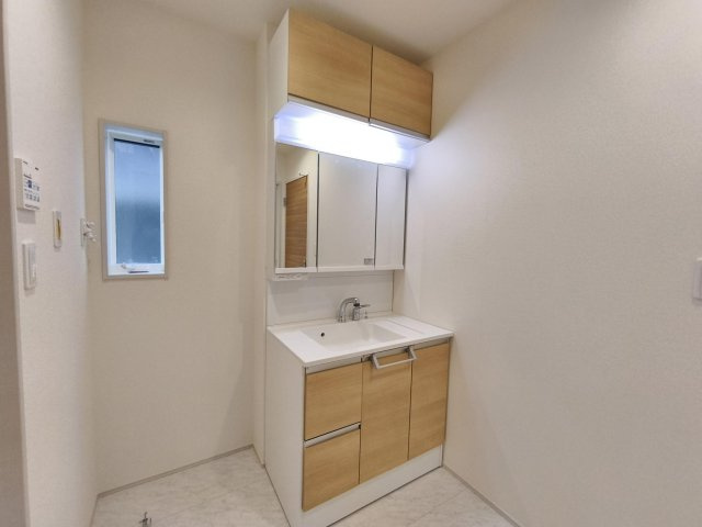 Blooming　Garden　深谷市上柴町西5丁目の独立洗面台