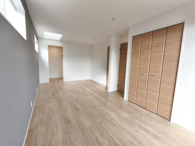 Blooming　Garden　深谷市上柴町西5丁目の洋室